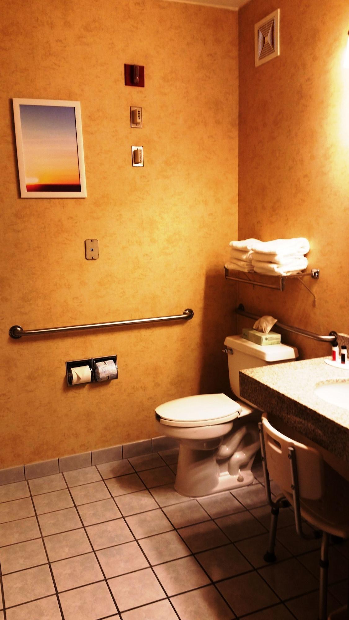Days Inn & Suites By Wyndham ונקובר מראה חיצוני תמונה