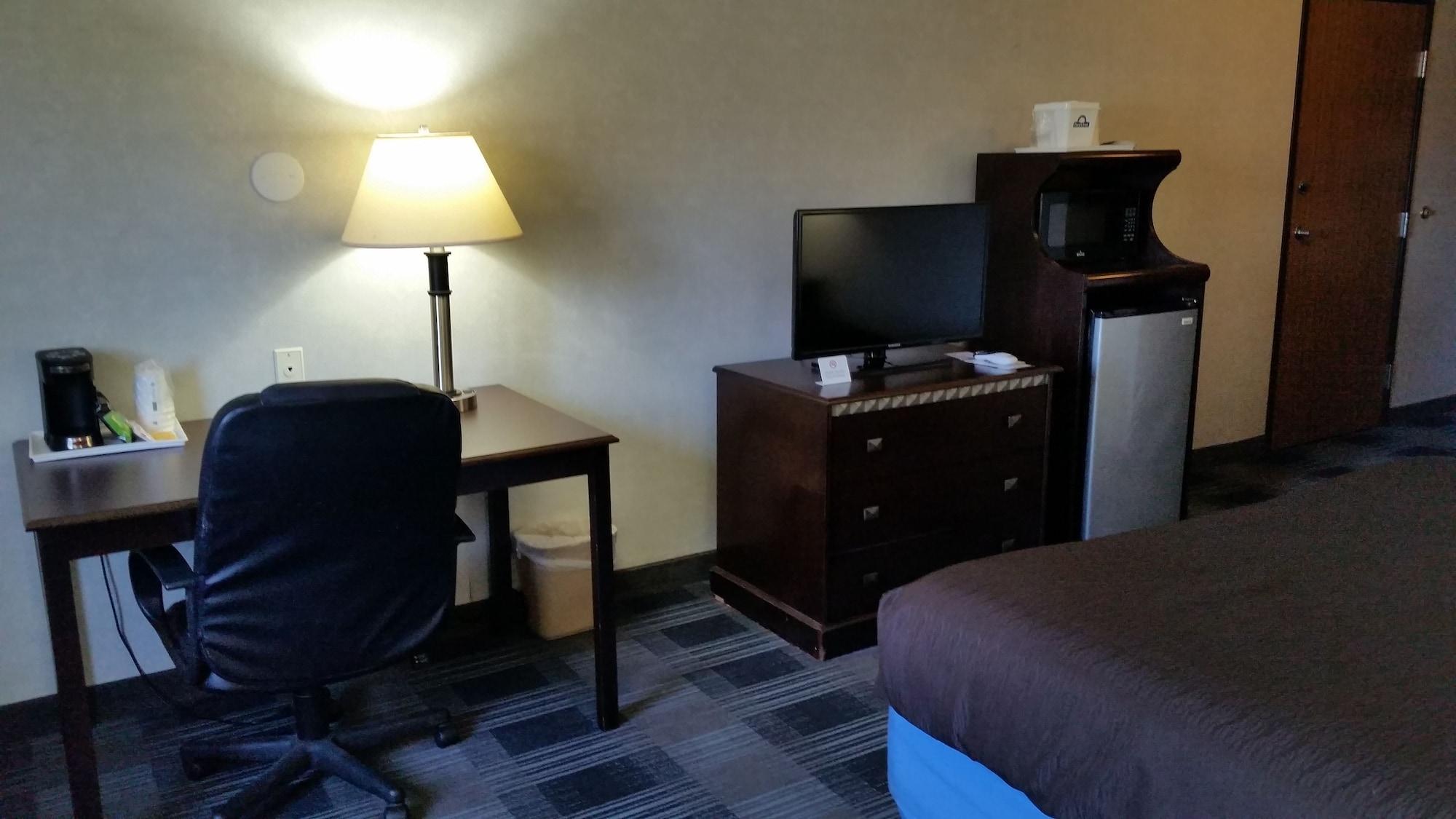 Days Inn & Suites By Wyndham ונקובר מראה חיצוני תמונה