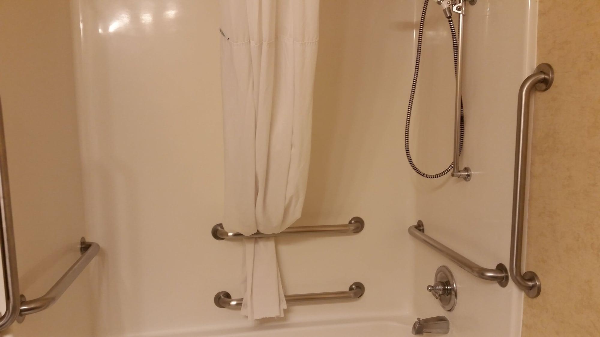 Days Inn & Suites By Wyndham ונקובר מראה חיצוני תמונה