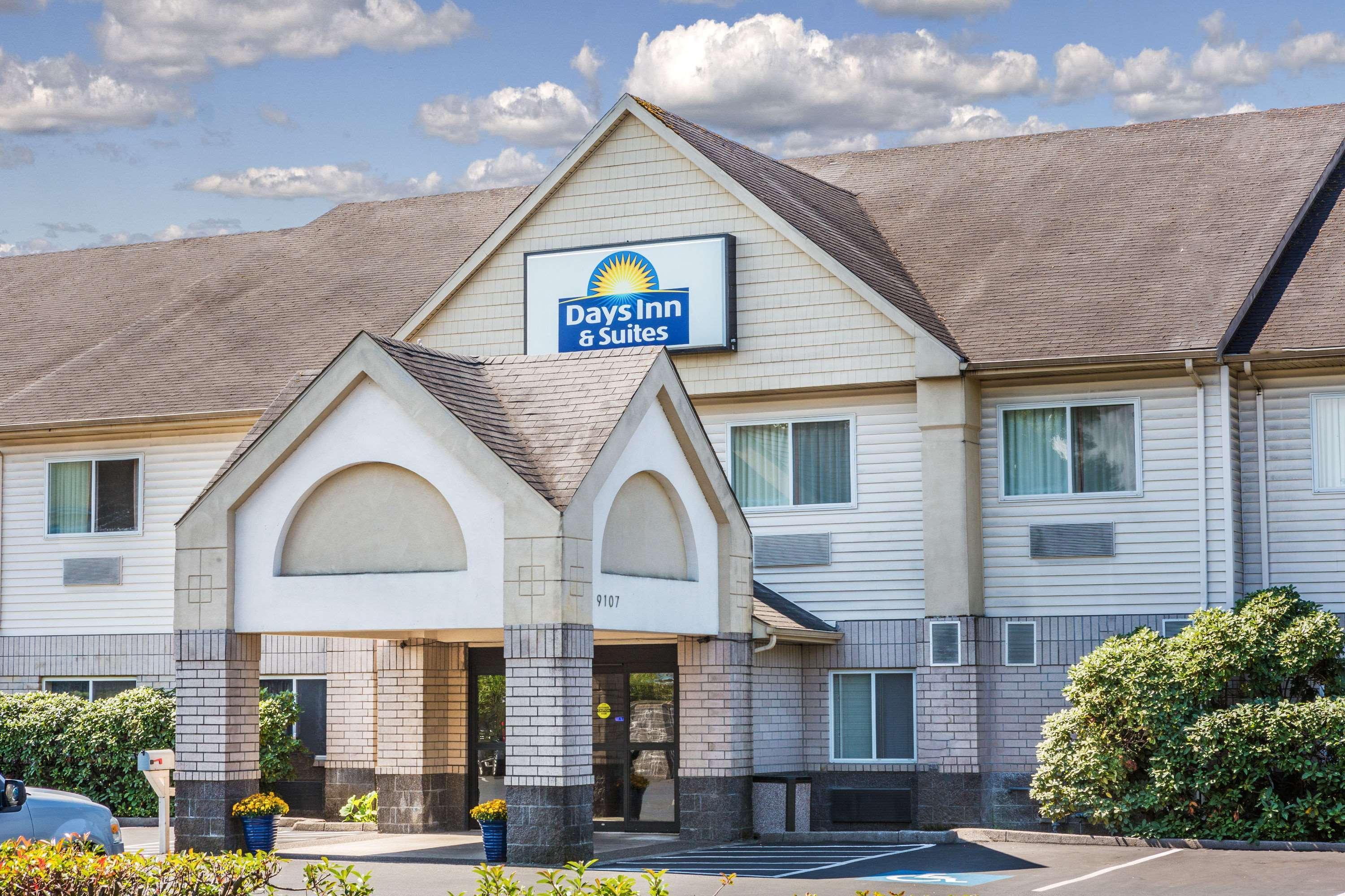 Days Inn & Suites By Wyndham ונקובר מראה חיצוני תמונה